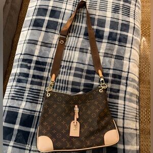 Louis Vuitton Dark Brown Monogram Shoulder Bag